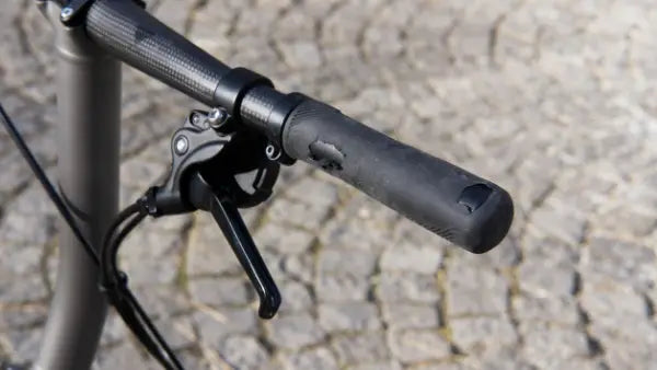 Was tun gegen klebrige Fahrradgriffe?